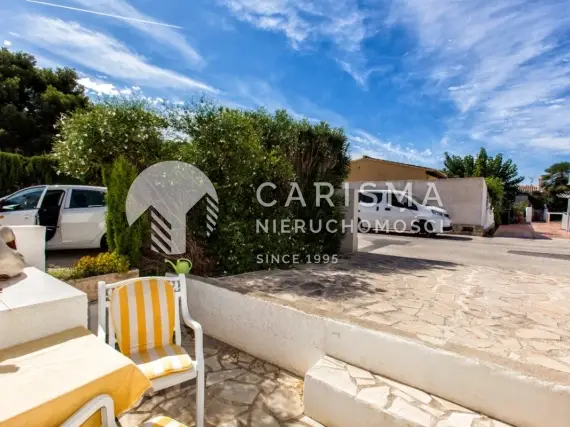 (7) Funkcjonalny parterowy dom w spokojnej i centralnej lokalizacji w Moraira