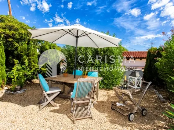 (15) Funkcjonalny parterowy dom w spokojnej i centralnej lokalizacji w Moraira
