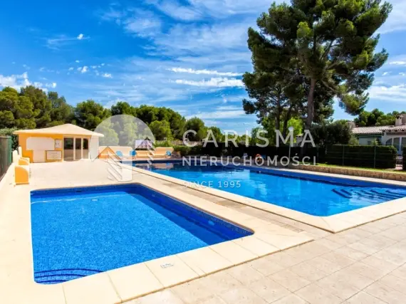 (26) Funkcjonalny parterowy dom w spokojnej i centralnej lokalizacji w Moraira