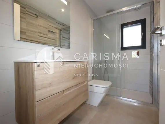 (28) Odremontowana willa w Calpe