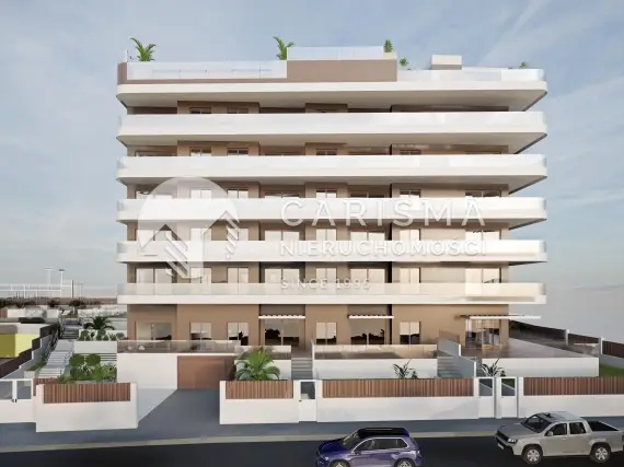 (8) Nowa inwestycja – apartamenty w pierwszej linii brzegowej, Villajoyosa (Alicante)