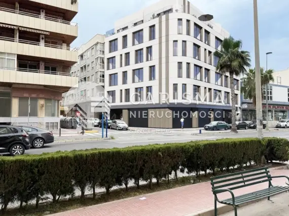 Torrevieja: nowoczesne apartamenty 2-3 sypialnie z basenem i solarium 1