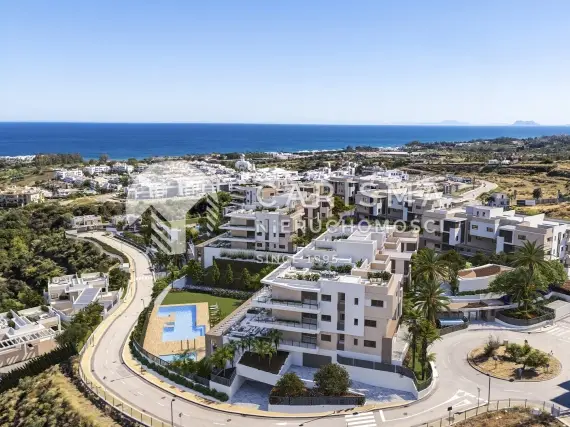 Luksusowe apartamenty i biźniaki w Esteponie na Costa del Sol 2
