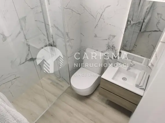 (20) Nowa inwestycja mieszkaniowa blisko plaży, apartamenty i penthouse’y, Torrevieja