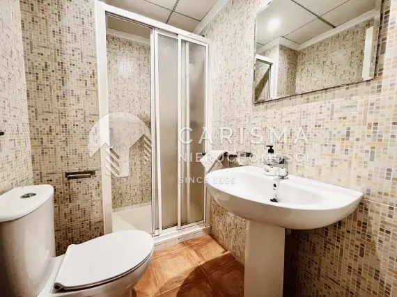 (8) Wyremontowany apartament tuż przy plaży w Guardamar del Segura na Costa Blanca