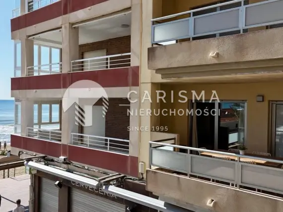 (27) Wyremontowany apartament tuż przy plaży w Guardamar del Segura na Costa Blanca