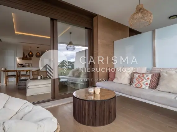 (7) Nowoczesny penthouse na sprzedaż – w odległości spaceru od plaży Arenal, Jávea