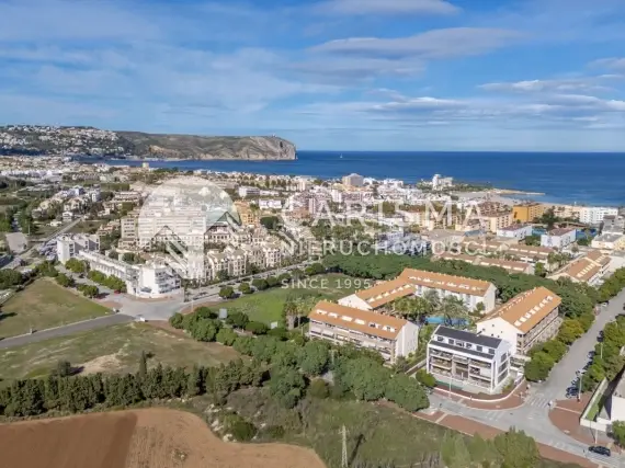 (8) Nowoczesny penthouse na sprzedaż – w odległości spaceru od plaży Arenal, Jávea