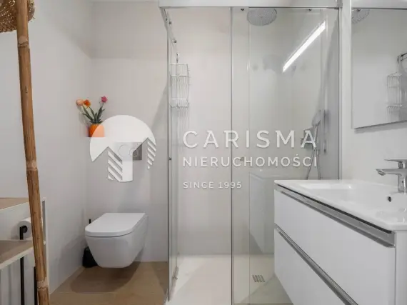 (26) Nowoczesny penthouse na sprzedaż – w odległości spaceru od plaży Arenal, Jávea