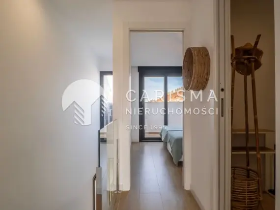 (28) Nowoczesny penthouse na sprzedaż – w odległości spaceru od plaży Arenal, Jávea