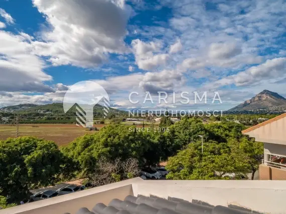 (35) Nowoczesny penthouse na sprzedaż – w odległości spaceru od plaży Arenal, Jávea
