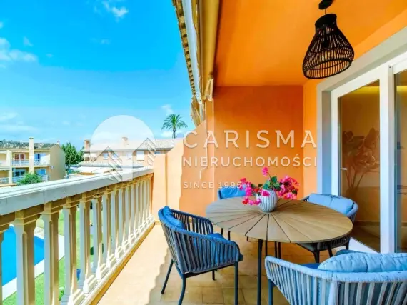 Dwupoziomowy penthouse po generalnym remoncie – blisko plaży Arenal, Jávea 2