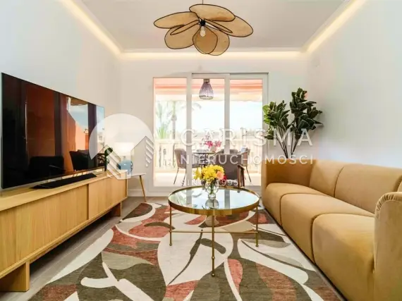 (8) Dwupoziomowy penthouse po generalnym remoncie – blisko plaży Arenal, Jávea