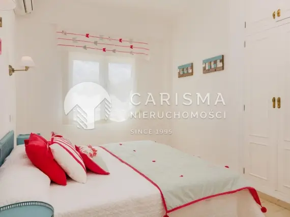 (17) Dwupoziomowy penthouse po generalnym remoncie – blisko plaży Arenal, Jávea