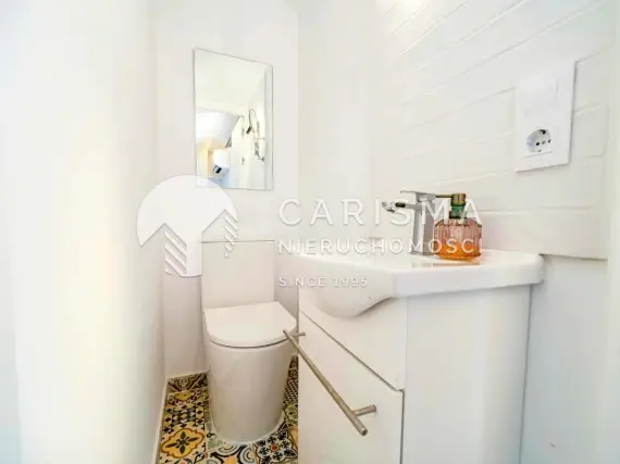 (26) Dwupoziomowy penthouse po generalnym remoncie – blisko plaży Arenal, Jávea