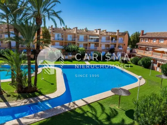 (32) Dwupoziomowy penthouse po generalnym remoncie – blisko plaży Arenal, Jávea
