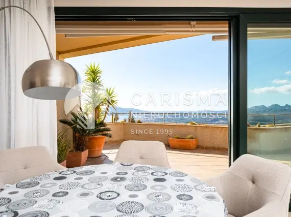 Elegancki apartament w stylu śródziemnomorskim z panoramicznym widokiem na morze – Sierra de Altea 1