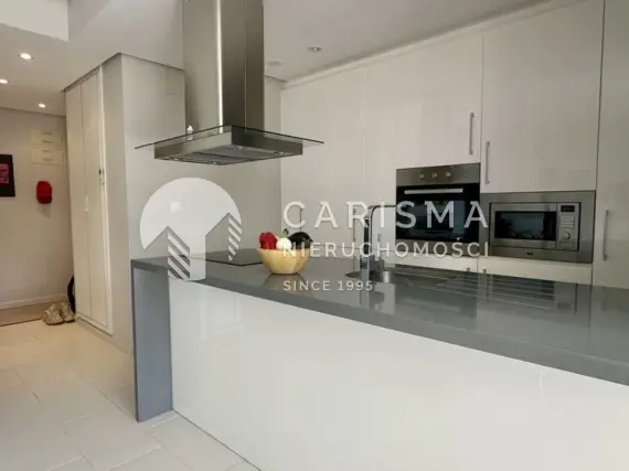 (30) Apartament 2 sypialnie, Villamartín Orihuela Costa, basen, garaż, gotowe do zamieszkania