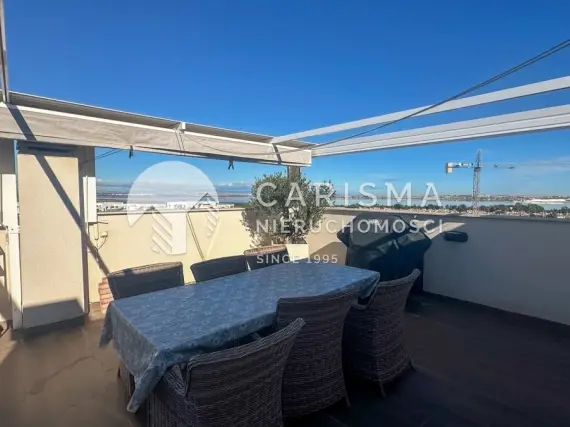 Nowoczesny apartament na najwyższym piętrze z prywatnym solarium – Los Balcones, Torrevieja 2