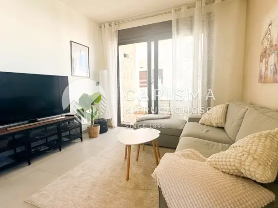 (12) Nowoczesny apartament na najwyższym piętrze z prywatnym solarium – Los Balcones, Torrevieja