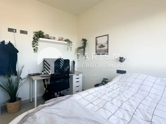 (22) Nowoczesny apartament na najwyższym piętrze z prywatnym solarium – Los Balcones, Torrevieja