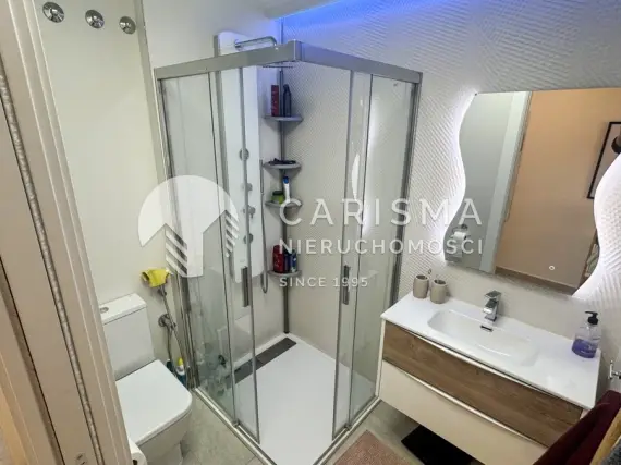 (37) Nowoczesny apartament na najwyższym piętrze z prywatnym solarium – Los Balcones, Torrevieja