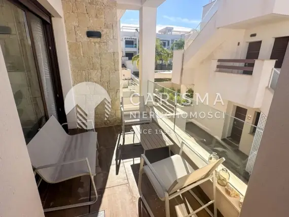 (39) Nowoczesny apartament na najwyższym piętrze z prywatnym solarium – Los Balcones, Torrevieja
