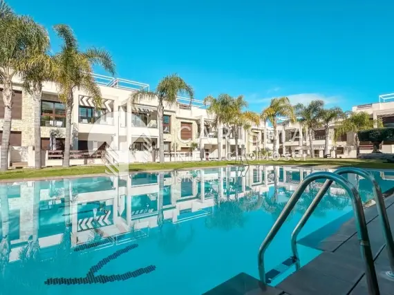 (48) Nowoczesny apartament na najwyższym piętrze z prywatnym solarium – Los Balcones, Torrevieja
