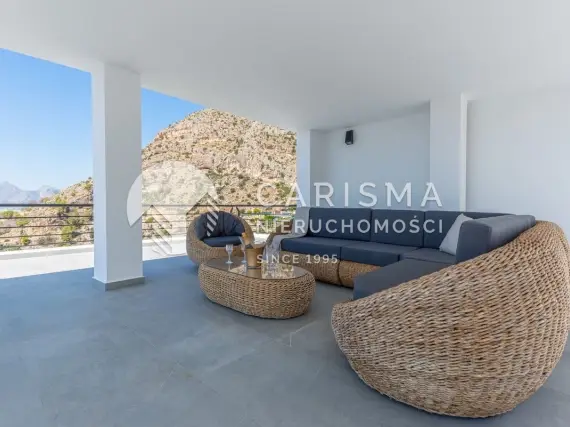 (16) Współczesna willa z panoramicznym widokiem w Altea Hills