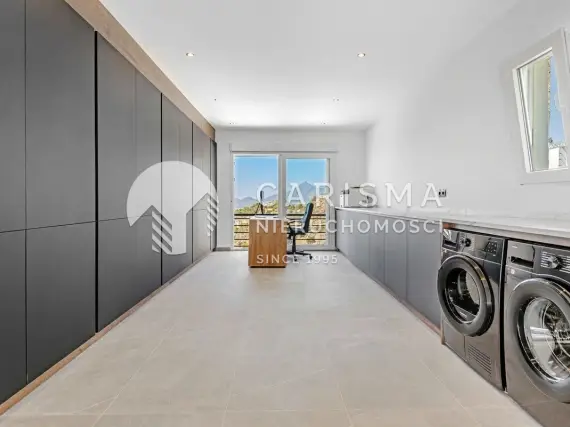 (23) Współczesna willa z panoramicznym widokiem w Altea Hills