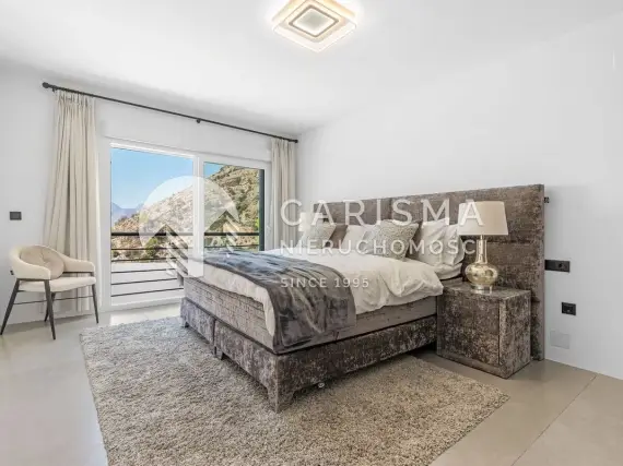 (26) Współczesna willa z panoramicznym widokiem w Altea Hills