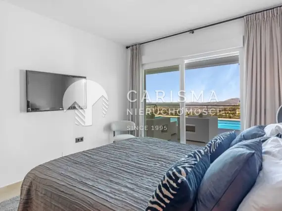 (27) Współczesna willa z panoramicznym widokiem w Altea Hills