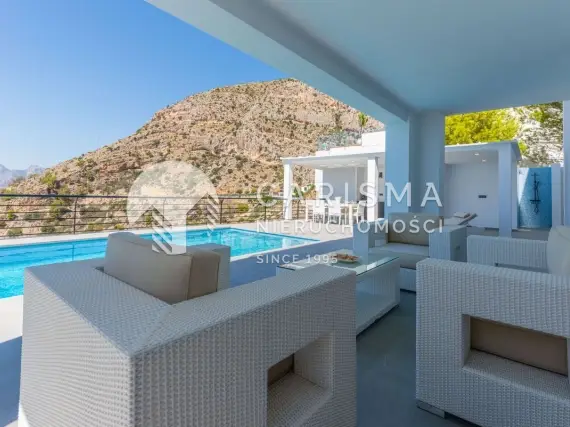 (45) Współczesna willa z panoramicznym widokiem w Altea Hills