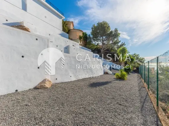 (75) Współczesna willa z panoramicznym widokiem w Altea Hills