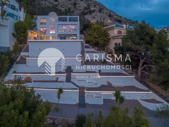 (78) Współczesna willa z panoramicznym widokiem w Altea Hills