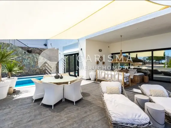 (38) Nowoczesna willa z panoramicznym widokiem na morze i góry, Altea