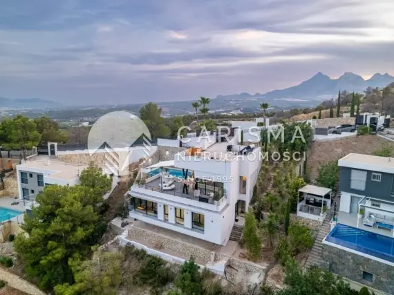 (52) Nowoczesna willa z panoramicznym widokiem na morze i góry, Altea