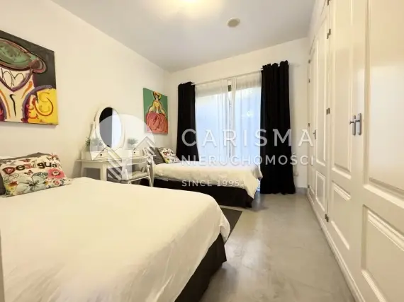 (19) Piękny, parterowy apartament z widokiem na morze, Los Flamingos, Costa del Sol
