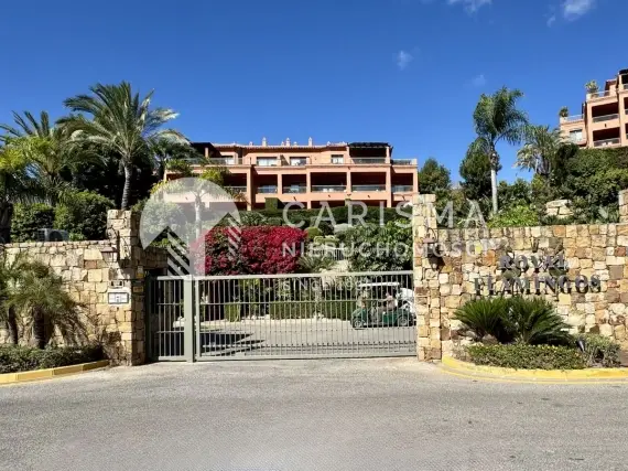 (27) Piękny, parterowy apartament z widokiem na morze, Los Flamingos, Costa del Sol