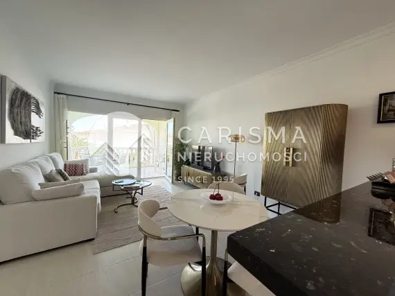 (20) Apartament z widokiem na morze na terenie zamkniętego osiedla w Benissa