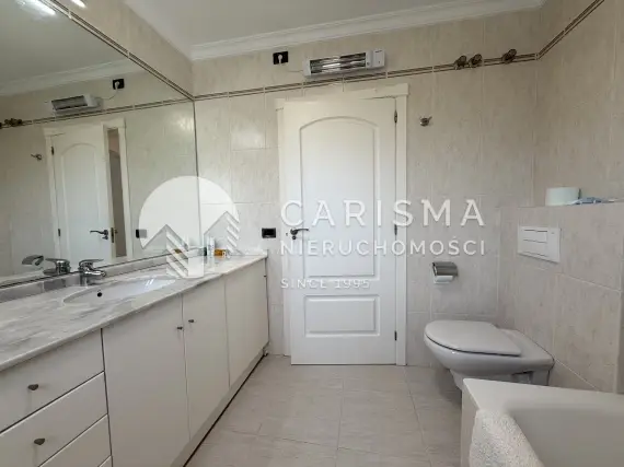 (24) Apartament z widokiem na morze na terenie zamkniętego osiedla w Benissa