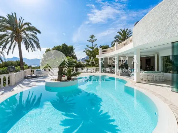 (4) Ekskluzywna willa z widokiem na morze na Costa Blanca z tarasem, basenem i apartamentem