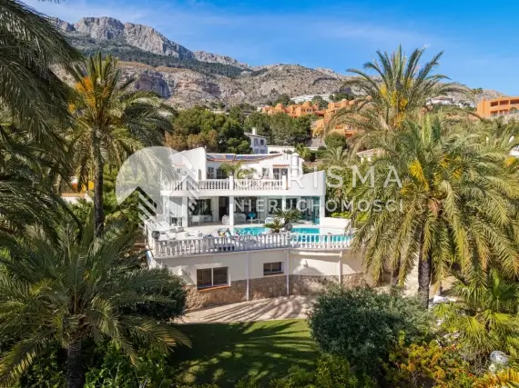 (6) Ekskluzywna willa z widokiem na morze na Costa Blanca z tarasem, basenem i apartamentem