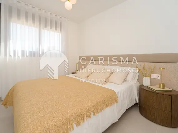 (12) Nowa inwestycja w trakcie budowy - nowoczesne apartamenty w Villajoyosa