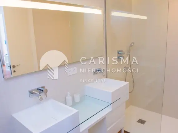 (10) Luksusowy apartament z spektakularnym widokiem na morze – Cumbre del Sol (Benitachell)