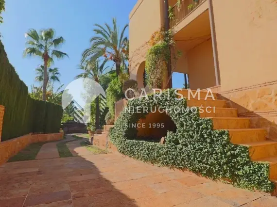 (27) Śródziemnomorska willa w dobrej lokalizacji, Benidorm, Costa Blanca