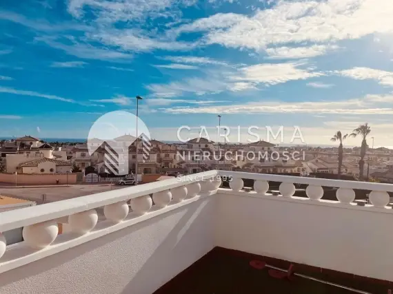 (7) Dom w zabudowie bliźniaczej w Lomas de Cabo Roig na Orihuela Costa