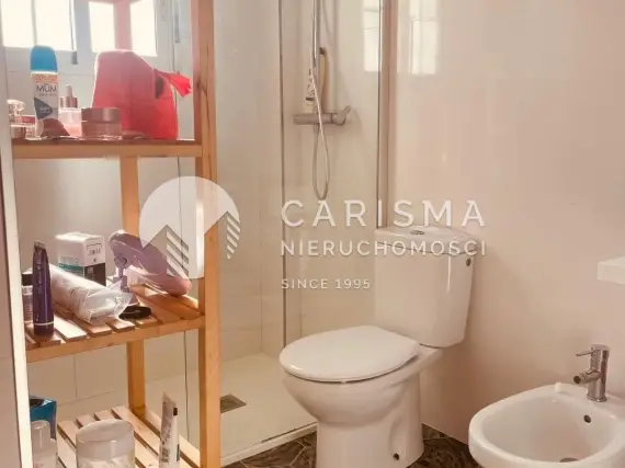 (12) Dom w zabudowie bliźniaczej w Lomas de Cabo Roig na Orihuela Costa