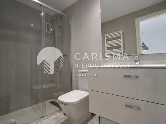 (12) Nowoczesny apartament duplex przy samej plaży – Jávea
