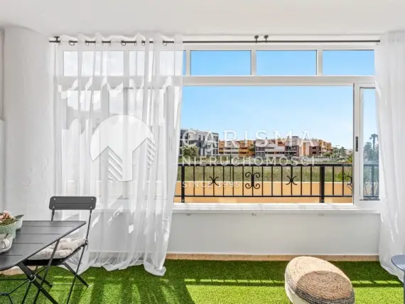Odnowiony apartament z dużym tarasem w Playa Flamenca blisko plaży i Zenia Boulevard 2
